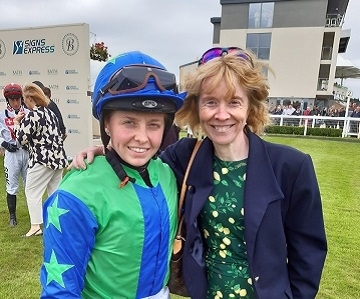 St Mary's alumna Alice Bond wins her first horse race