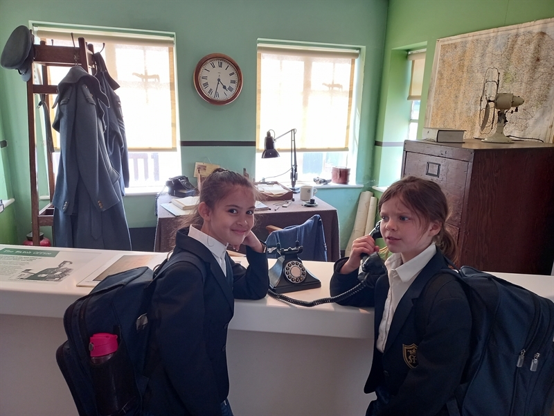 Year 5 experience the Battle of Britain Ops Room at the Imperial War Museum, Duxford