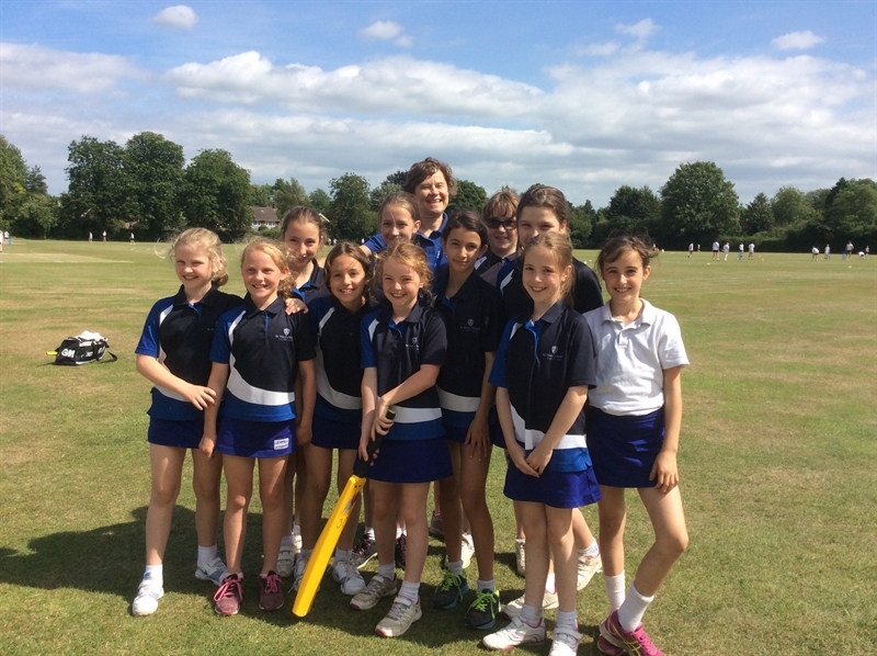 Junior School girls get to grips with cricket