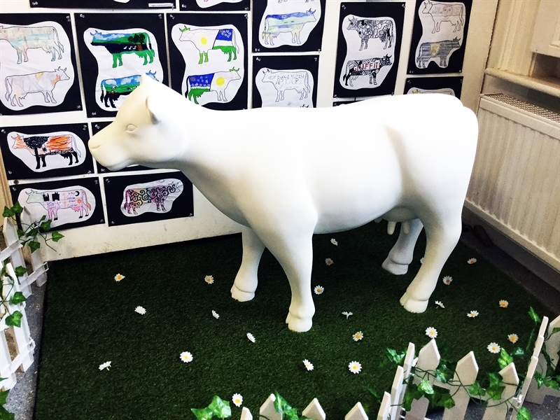 St Mary's School embraces Cows about Cambridge public art trail