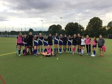 First ever alumnae hockey match brings together past and present St Mary’s students
