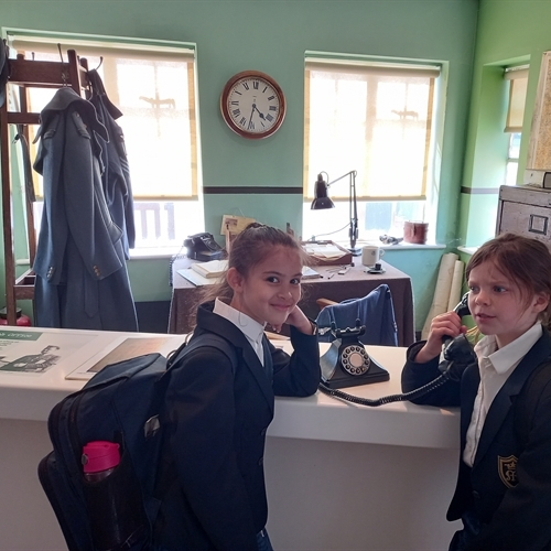 Year 5 experience the Battle of Britain Ops Room at the Imperial War Museum, Duxford