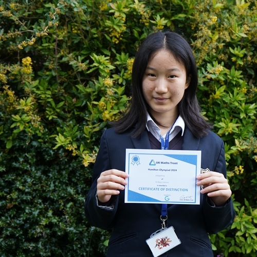 Josephine G. shines as a top performer in the Hamilton Stage of the Intermediate Maths Challenge
