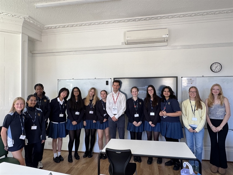 Insightful careers talk inspires St Mary’s students interested in medicine