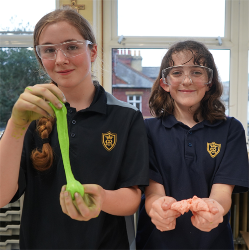 Science Week in Action: Dry Ice, Dissections and Detective Work