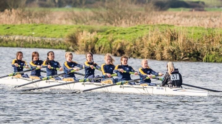Rowers impress on the River Yare