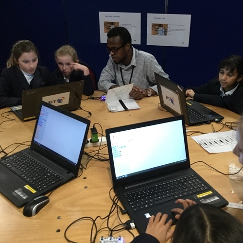 Year 4 visit the Science Centre and participate in a 'Computational Thinking Day'